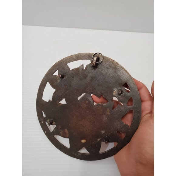 Beautiful leafs design cast copper circular round trivet.Trivet - Pot ho… - Picture 6 of 10